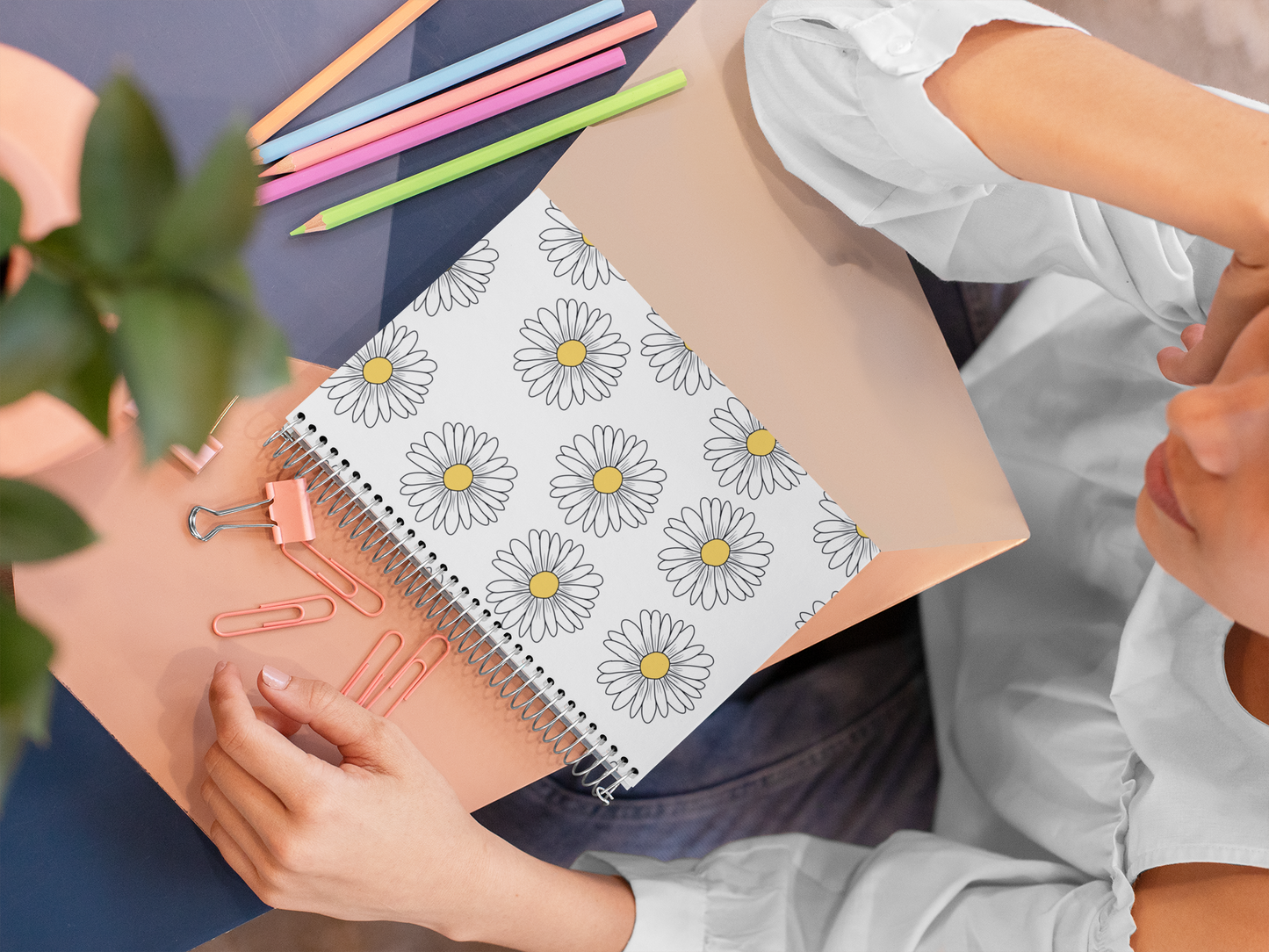 Daisy Notebook